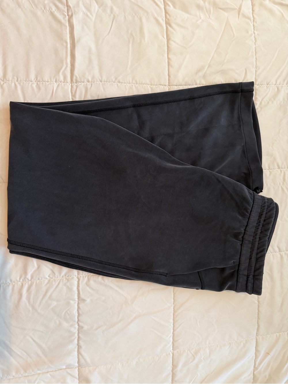 Lululemon women’s sweatpants